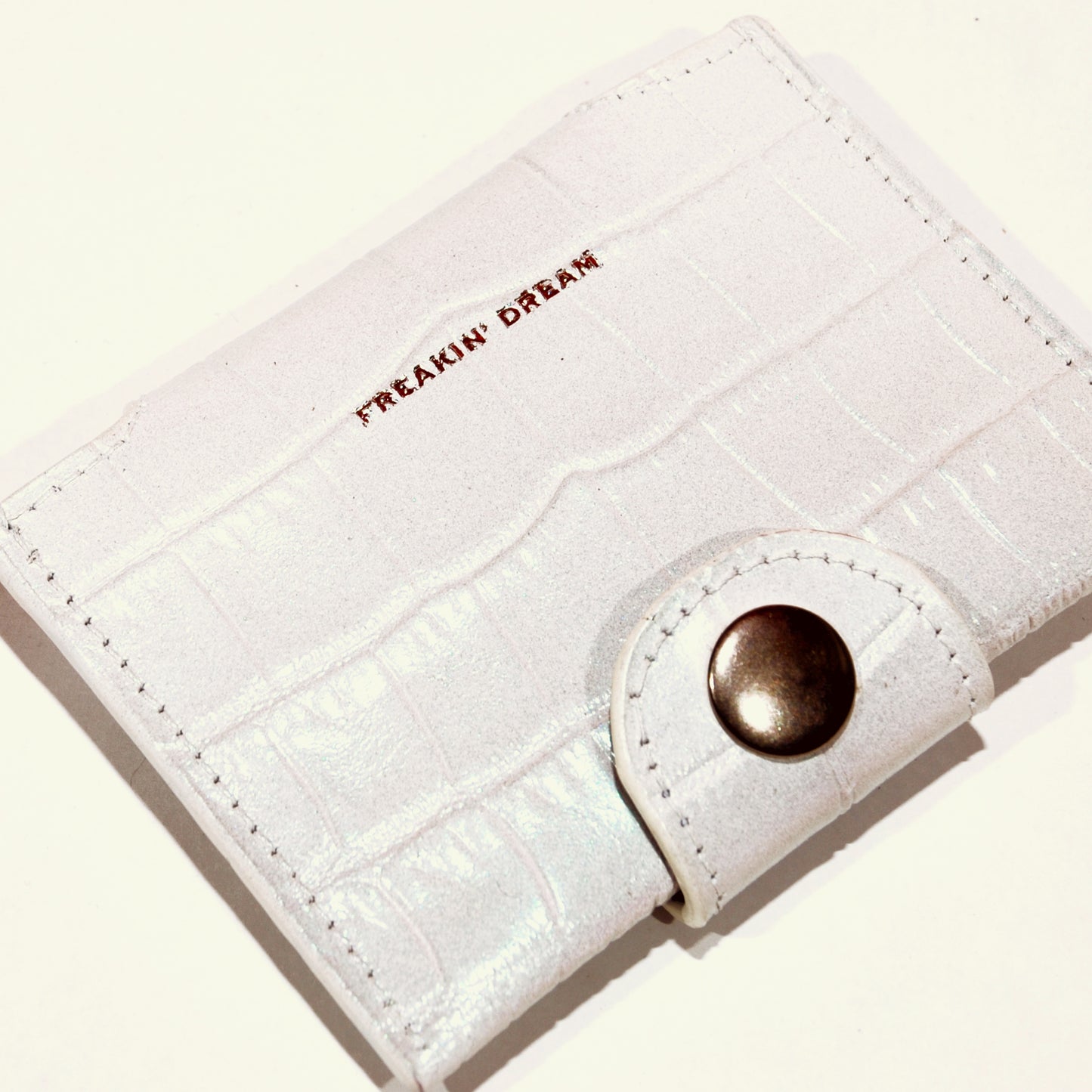 Leather Wallet in Airbrushed Calfskin “Croco Pearl"