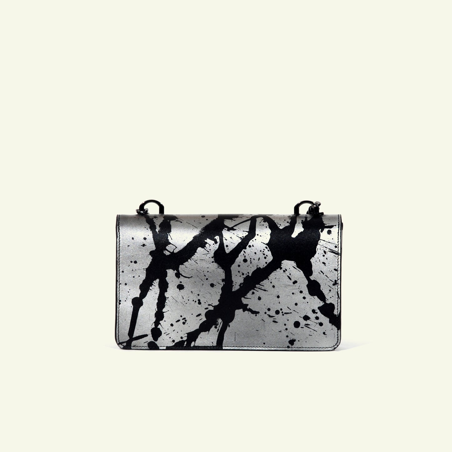 Brenda Bag in airbrushed leather "Liquid silver"