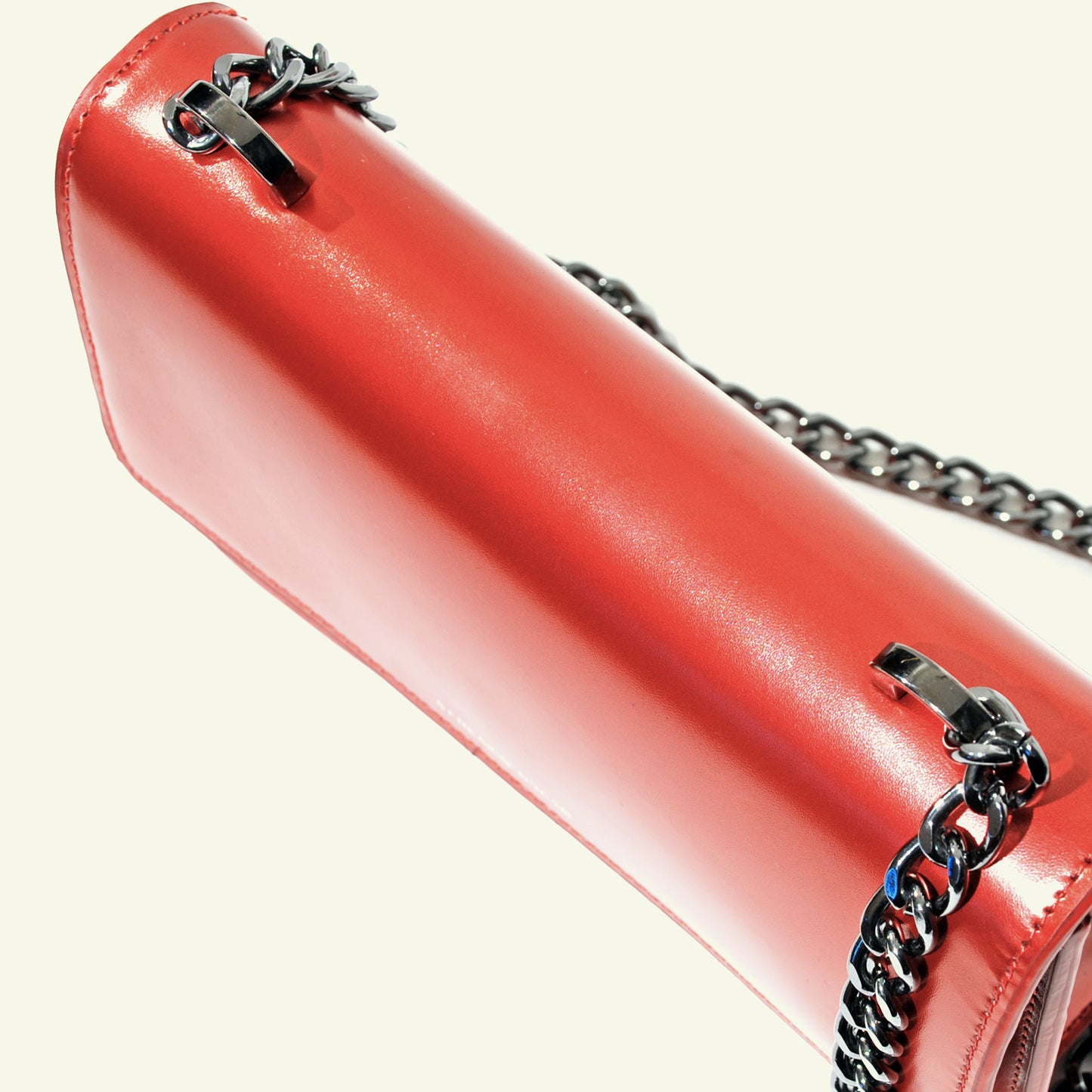 Brenda Bag in airbrushed leather "Flame Red"