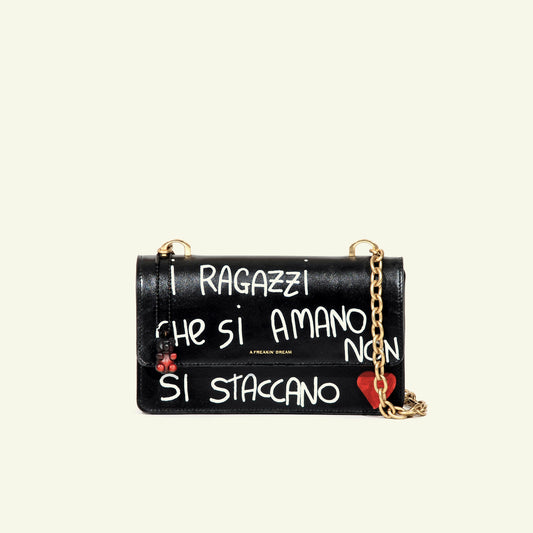 Brenda Bag in hand-painted leather "I ragazzi che si amano..."