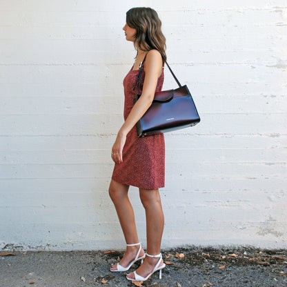 Large Pascale Bag in airbrushed leather "Shiny Burgundy #45082c"