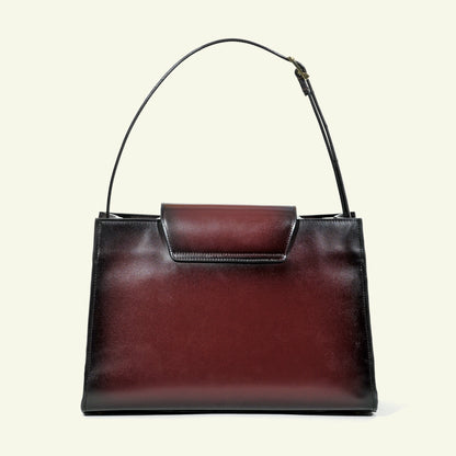 Large Pascale Bag in airbrushed leather "Shiny Burgundy #45082c"