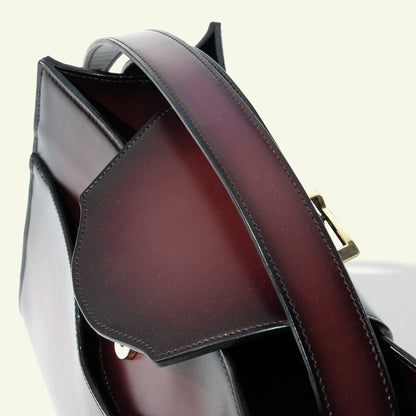 Large Pascale Bag in airbrushed leather "Shiny Burgundy #45082c"