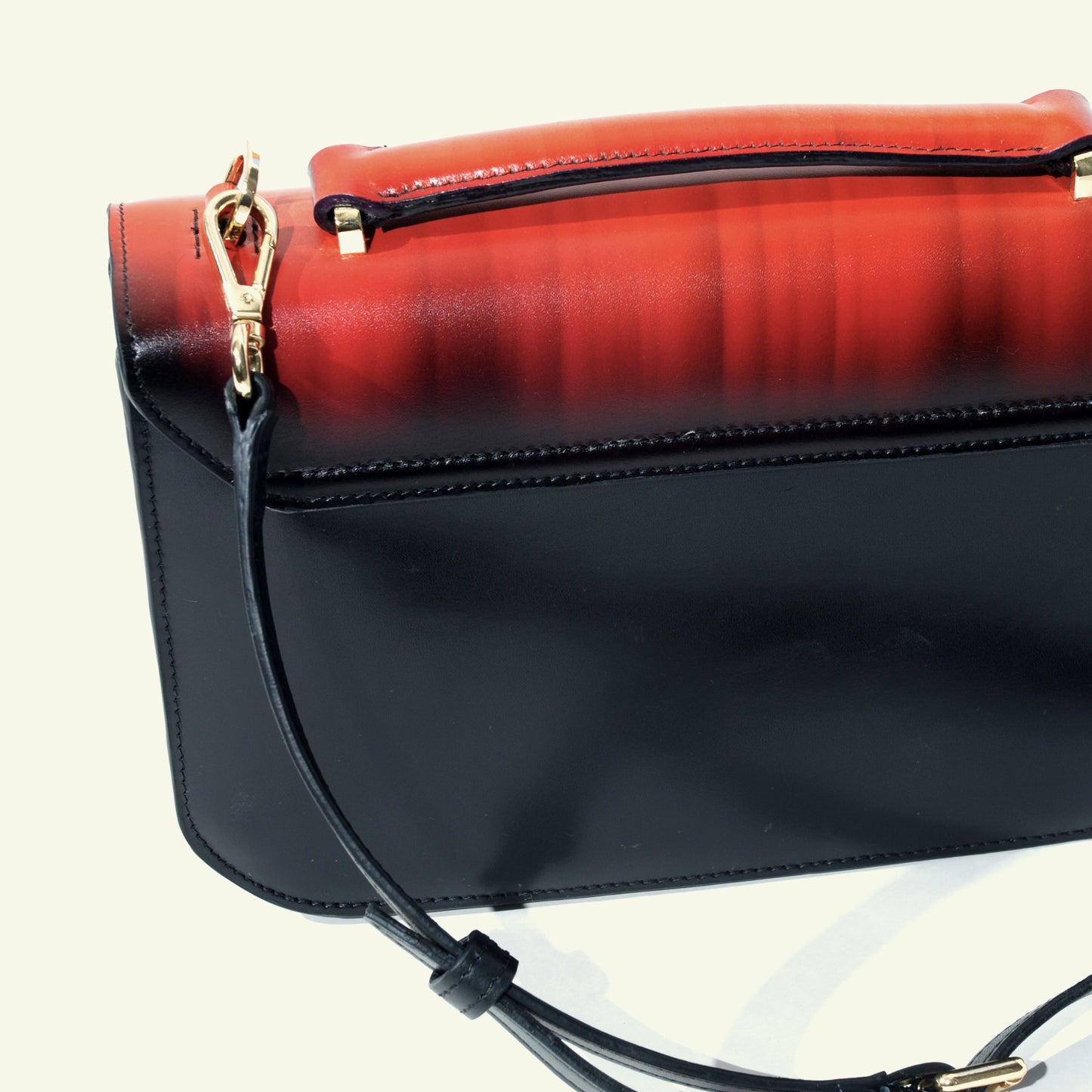Tori Bag in airbrushed leather "The crayons effect"