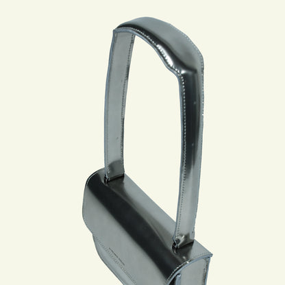 Tori Mini Bag in airbrushed leather "Chrome"