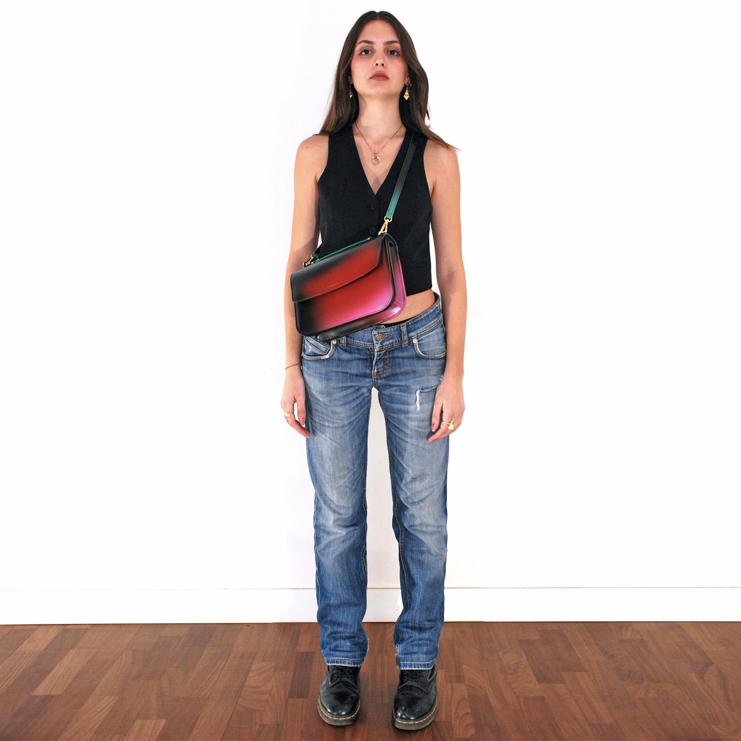 Tori bag in airbrushed leather "Colors Match Black"