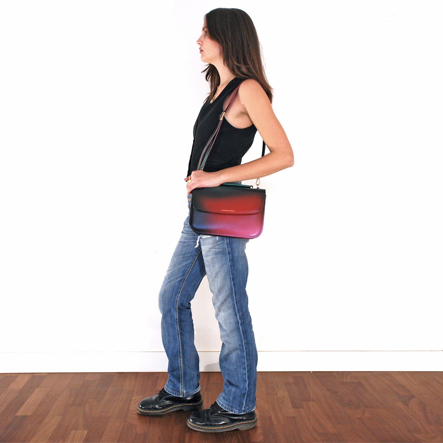 Tori bag in airbrushed leather "Colors Match Black"