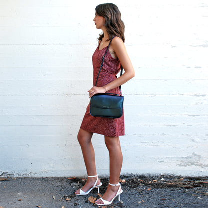 Tori bag in airbrushed leather "iridescent oil"